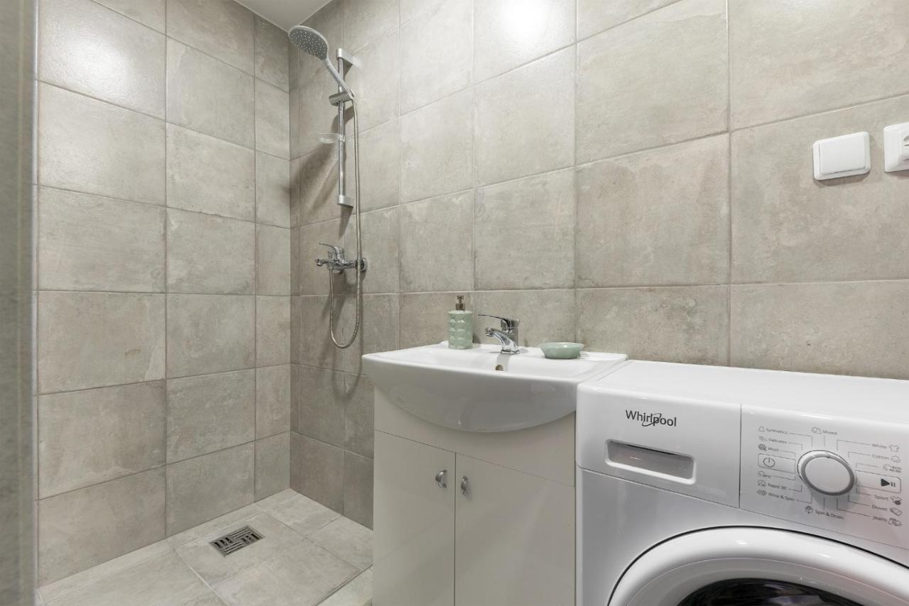 Shanghai Banzai Family Apartment 빌뉴스 외부 사진